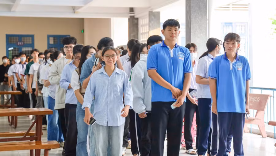 Thí sinh tham gia kỳ thi V-SAT năm 2025 tại Đại học Cần Thơ.