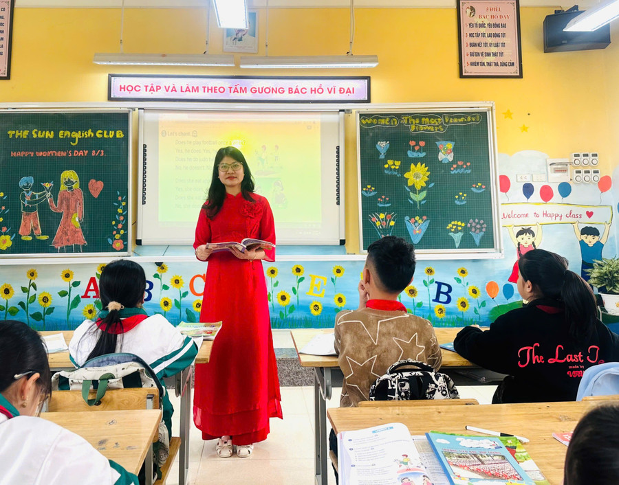 Giờ học tại Trường Tiểu học Vạn Thắng (xã Cổ Đô, Hà Nội).