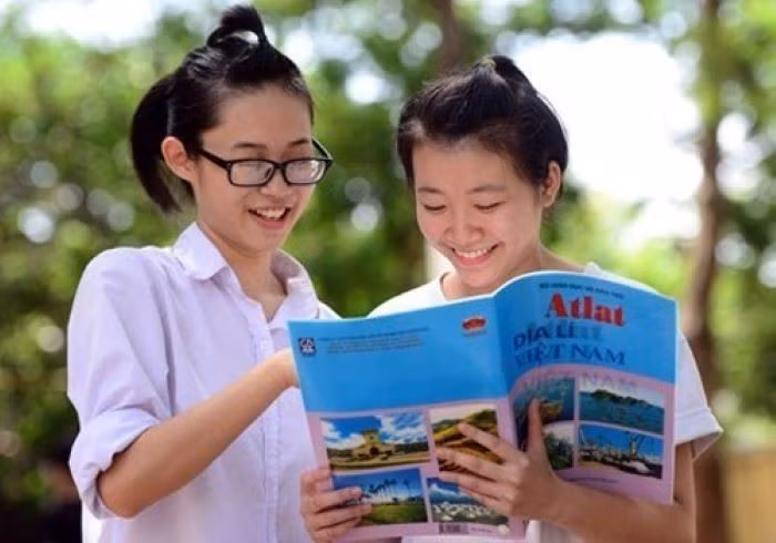 Năm 2025, thí sinh không còn được mang Atlat vào phòng thi tốt nghiệp THPT.