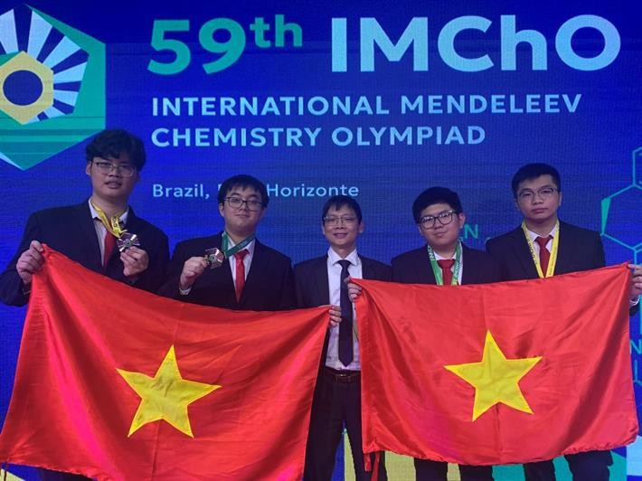 Đoàn học sinh Việt Nam tham dự Kỳ thi Olympic Hóa học Quốc tế Mendeleev lần thứ 59. anhddd.jpg