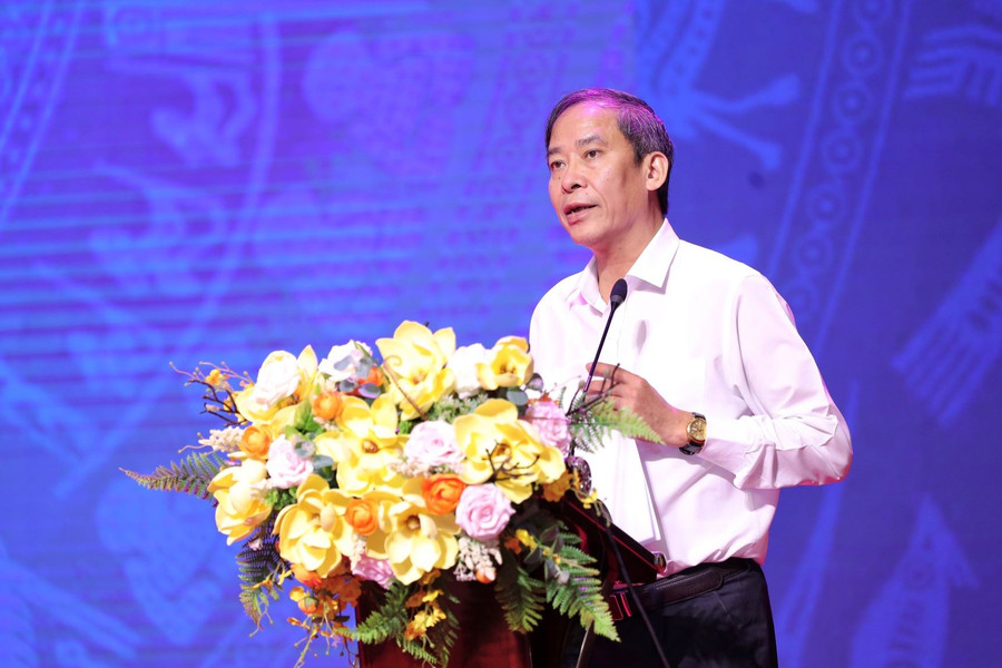 Ông Vũ Minh Đức, Cục trưởng Cục Nhà giáo và Cán bộ quản lý giáo dục phát biểu. o-vu-minh-duc.jpg