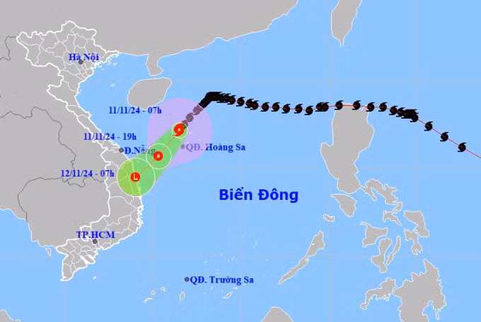 Dự báo hướng đi và khu vực ảnh hưởng của bão Yinxing, sáng 11/11. Ảnh: NCHMF