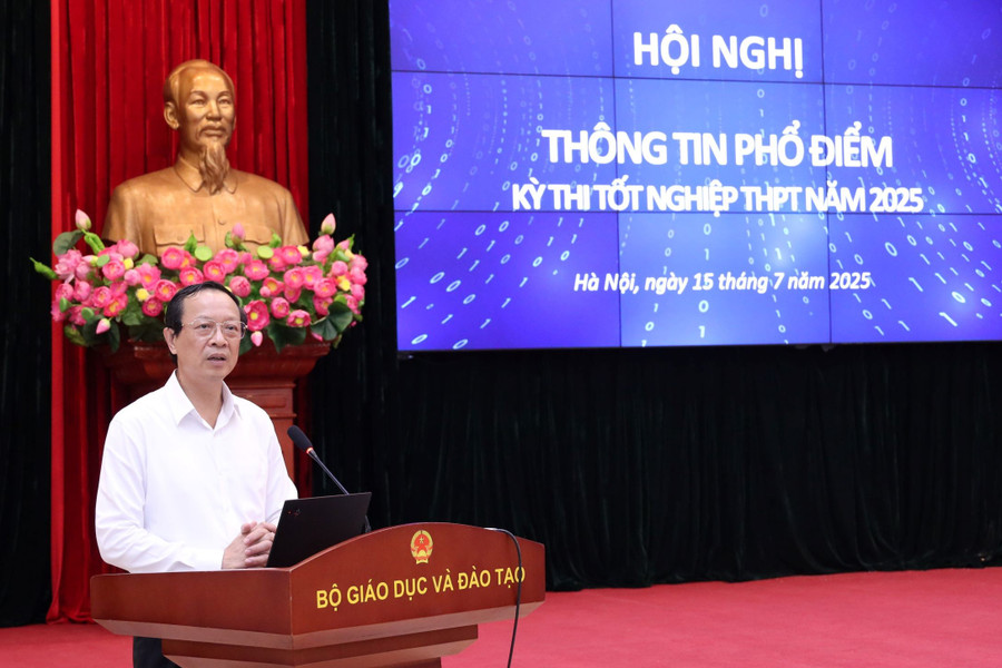 Thứ trưởng Thường trực Phạm Ngọc Thưởng phát biểu tại hội nghị. pho-diem.jpg