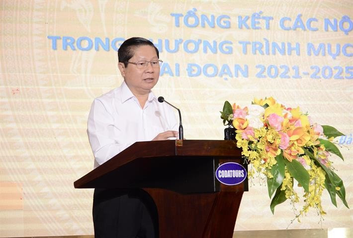 Thứ trưởng Bộ GD&ĐT Lê Tấn Dũng phát biểu tại Hội nghị. 3.jpg