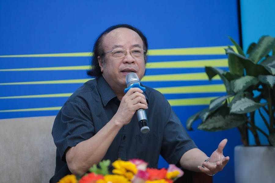 PGS.TS Đỗ Ngọc Thống – Chủ biên Chương trình Ngữ văn 2018. thay-thong-chu-bien-mon-ngu-van.jpg