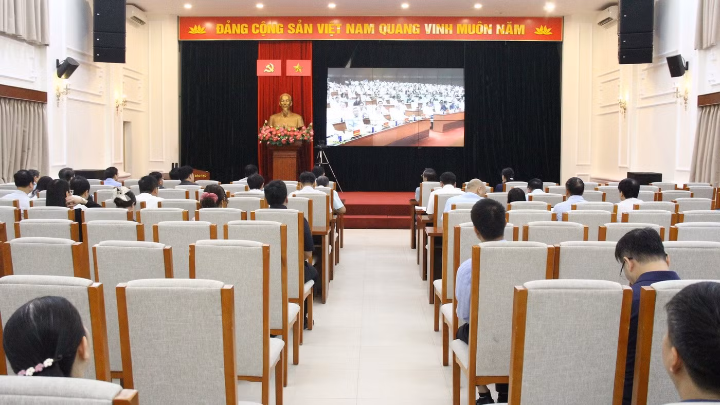 Toàn cảnh hội nghị tại điểm cầu Bộ GD&ĐT.