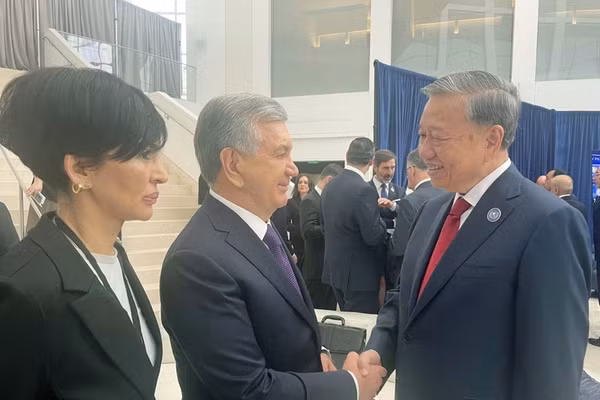 Tổng Bí thư Tô Lâm và các trưởng đoàn dự phiên khai mạc Hội đồng Hoà bình về Gaza. Ảnh: TTXVN phát