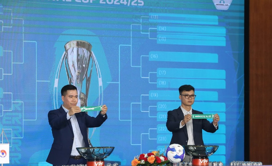 Kết thúc mùa giải, V.League 2 – 2024/25 sẽ có 1,5 suất thăng hạng Giải bóng đá Vô địch quốc gia mùa tiếp theo và 1 CLB xuống hạng Nhì. Về phương thức thi đấu: V.League 2 – 2024/25 tiếp tục diễn ra với phương thức thi đấu vòng tròn 2 lượt (sân nhà – sân đối phương) tính điểm xếp hạng. Giải dự kiến khởi tranh từ ngày 25/10/2024. 34.png