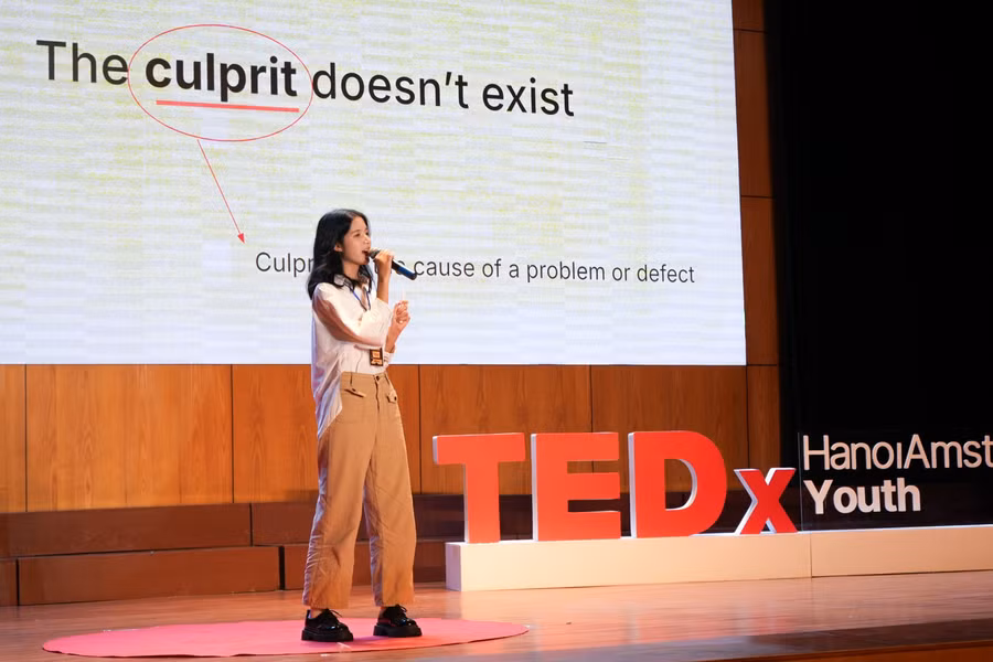 diễn giả nhật ánh.JPG