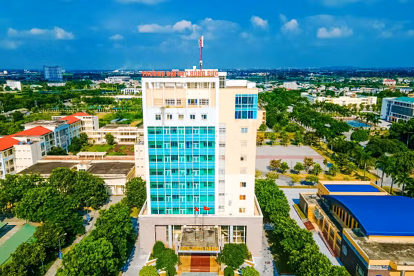 Trường Đại học Hồng Đức (Thanh Hóa). Ảnh: NTCC