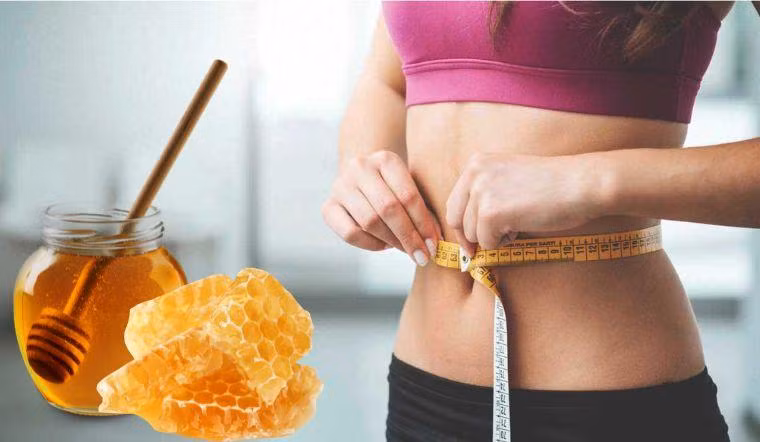 Ăn một ít mật ong trước khi đi ngủ có thể giúp bạn cảm thấy thư giãn và ngủ ngon hơn. oc cho 9.jpg
