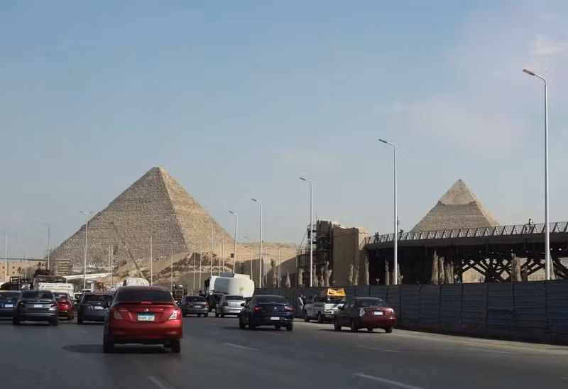 can-canh-bao-tang-khong-lo-chua-hon-50000-co-vat-ben-kim-tu-thap-giza-10.jpg