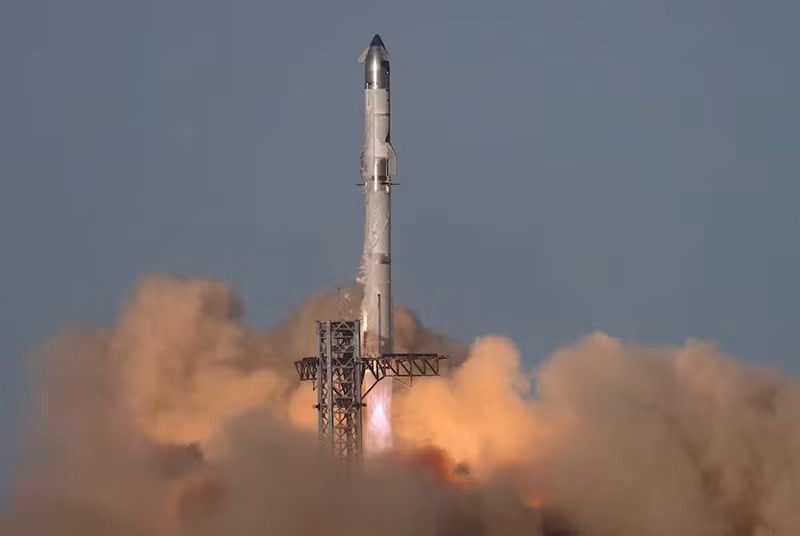 Các sự cố liên tiếp xảy ra trong các giai đoạn đầu của nhiệm vụ mà SpaceX đã dễ dàng vượt qua trước đó, một trở ngại đối với một chương trình mà Musk đã tìm cách đẩy nhanh trong năm nay. spacex-starship-explodes-070305-04.jpg