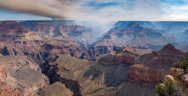 chum-anh-linh-cuu-hoa-chien-dau-voi-chay-rung-o-grand-canyon-09.jpg