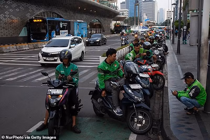 chum-anh-jakata-thanh-pho-lon-nhat-the-gioi-1105-09.jpg