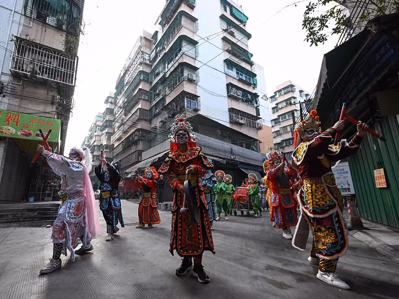 can-canh-dieu-mua-nua-kung-fu-nua-opera-7.jpg