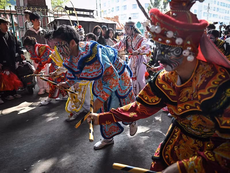 can-canh-dieu-mua-nua-kung-fu-nua-opera-5.jpg