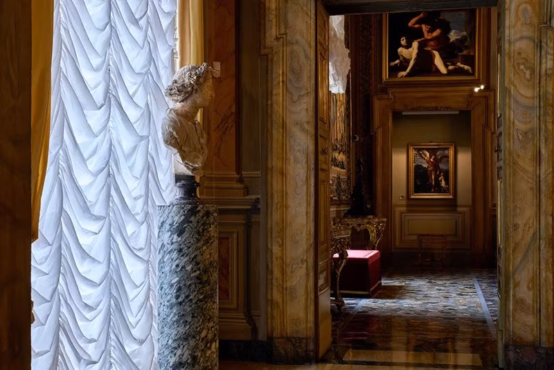 Quang cảnh nội thất bên trong Palazzo Colonna ở Rome. Ảnh: AP. chum-anh-kho-bau-trong-cung-dien-colonna-rome-07.jpg