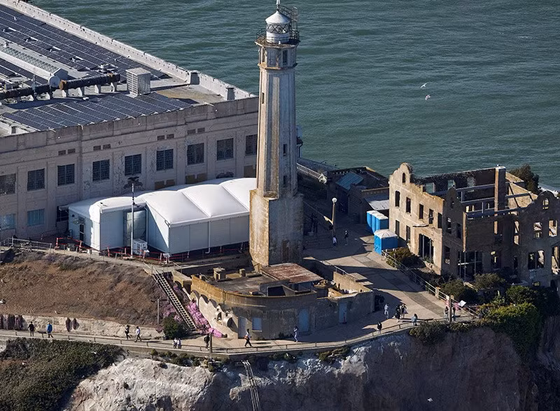 chum-anh-nha-tu-alcatraz-060505-016.jpg