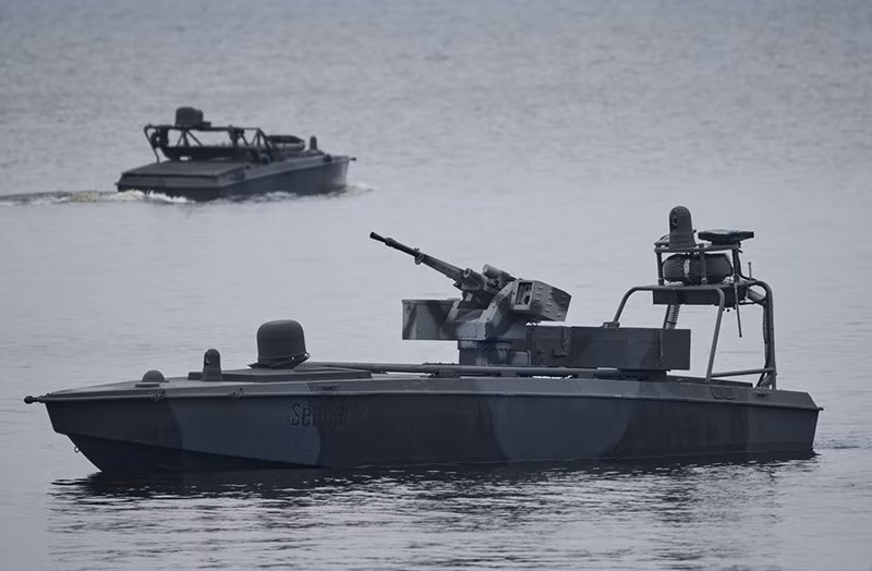 chum-anh-sbu-sea-baby-usv-03.jpg