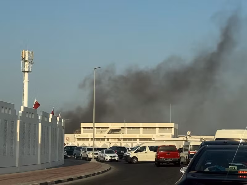 Qatar ngay lập tức lên án đây là “hành động hèn nhát” và “vi phạm trắng trợn luật pháp quốc tế”. Iran cũng lên án vụ tấn công, gọi đó là “vi phạm nghiêm trọng mọi quy tắc và quy định quốc tế”. israel-danh-bom-qatar-6.jpg