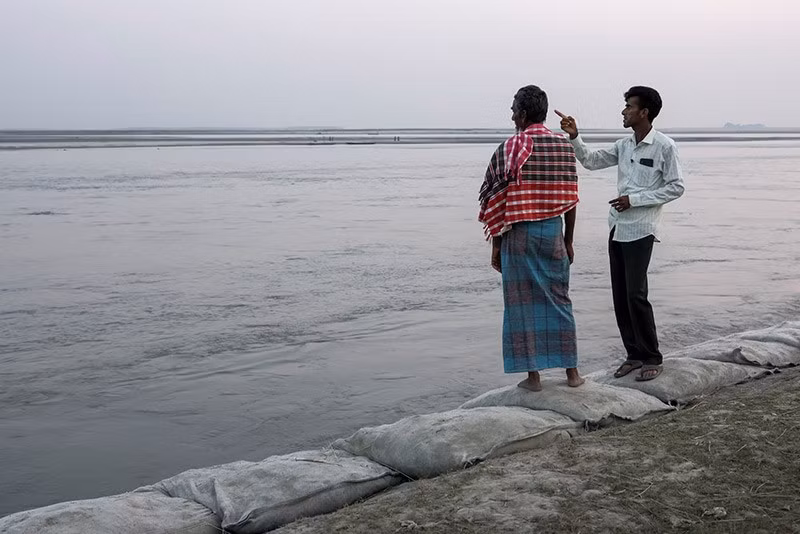chum-anh-nong-dan-bangladesh-di-doi-vi-bien-doi-khi-hau-016.jpg