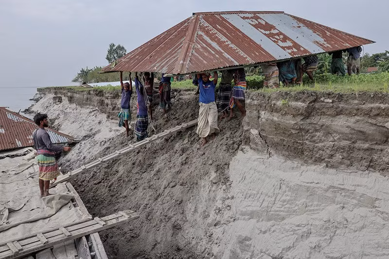 chum-anh-nong-dan-bangladesh-di-doi-vi-bien-doi-khi-hau-015.jpg