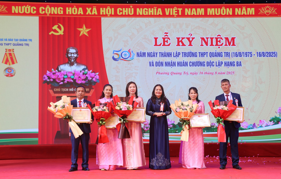truong-thpt-quang-tri-4.jpg
