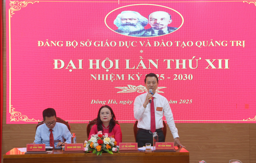 Đoàn Chủ tịch điều hành Đại hội. dai-hoi-2.jpg