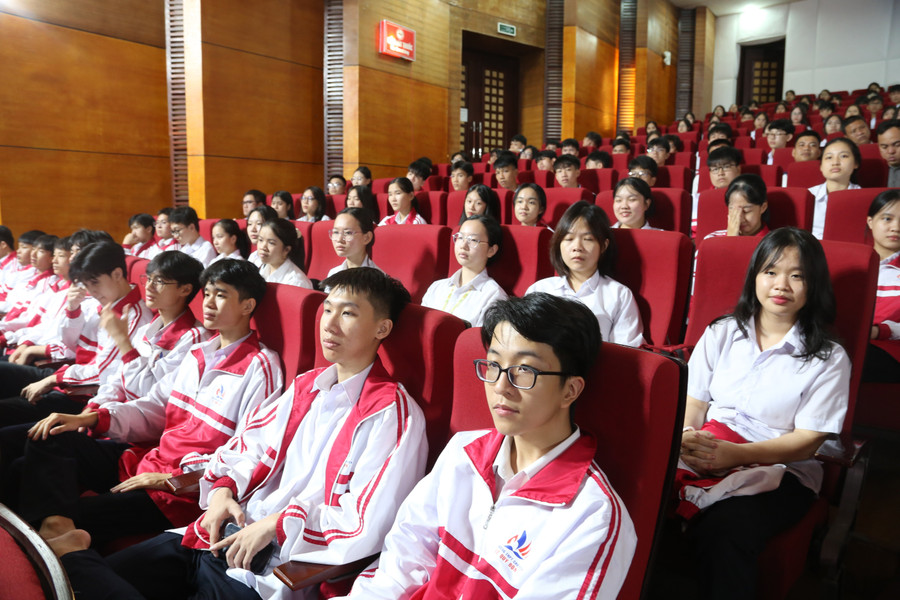 Học sinh Quảng Trị tham gia chương trình. hoa-ky-4.jpg