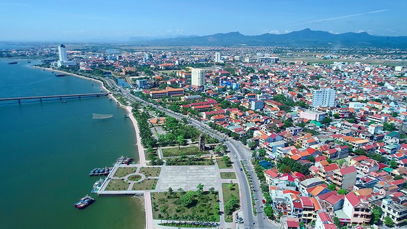 Trung tâm hành chính tỉnh Quảng Trị mới đặt tại Đồng Hới (Quảng Bình).