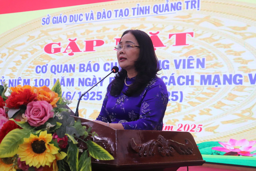 TS Lê Thị Hương, Giám đốc Sở GD&ĐT tỉnh Quảng Trị phát biểu tại chương trình. 35cbadcadb846cda3595.jpg