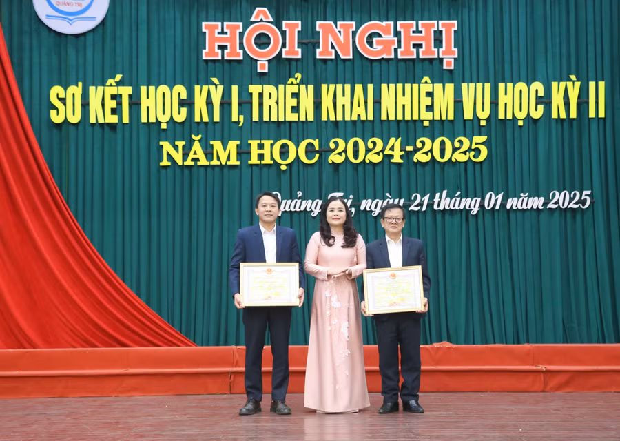 hoi-nghi-so-ket-6.jpg