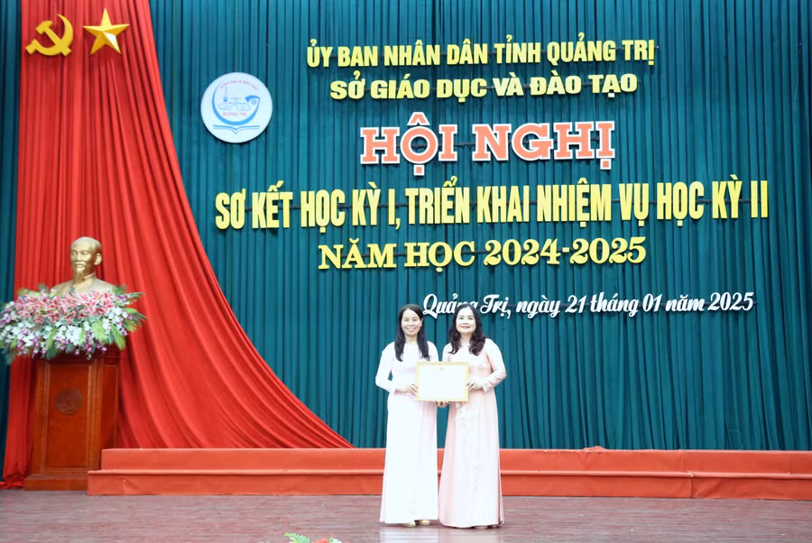 hoi-nghi-so-ket-4.jpg