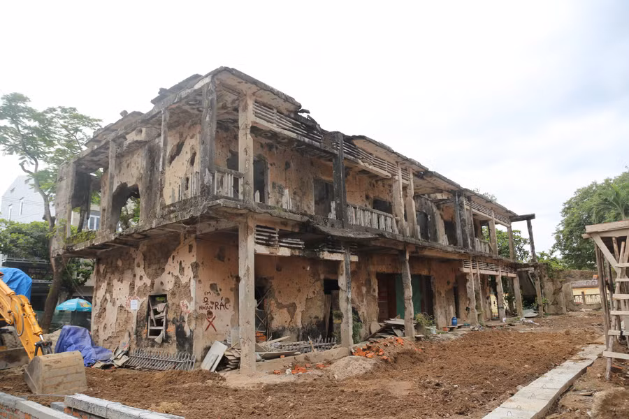 Đơn vị thi công triển khai tu bổ di tích Trường Bồ Đề.