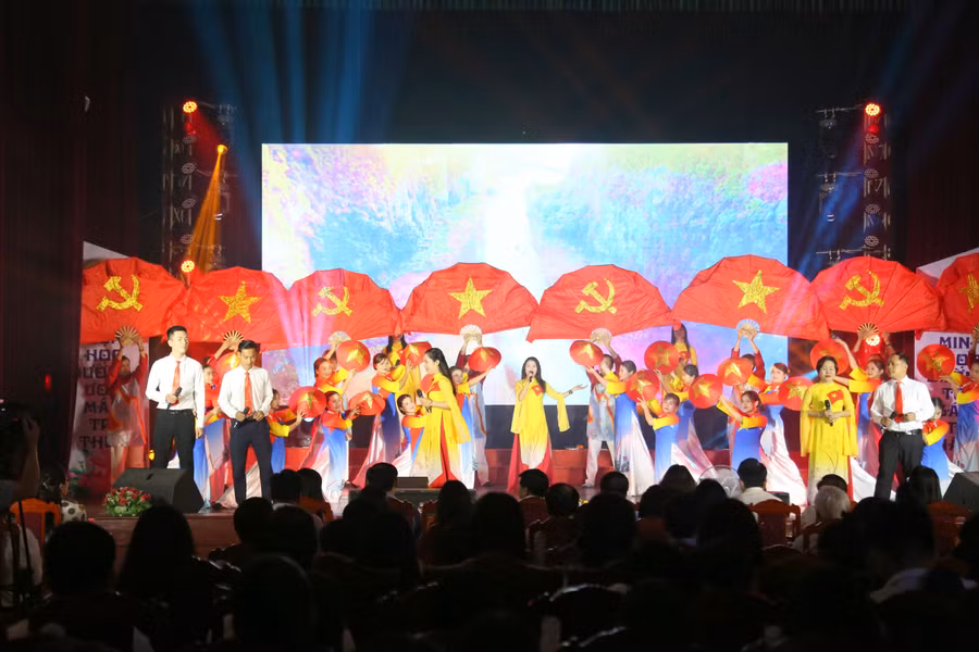 Hội thi “Văn hóa học đường” ngành Giáo dục Quảng Trị tạo cơ hội giao lưu giữa các đơn vị.