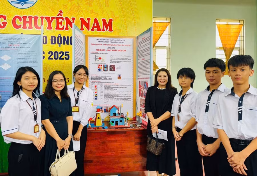 Ngày hội STEM của trường THPT Phan Đình Phùng (Quảng Trị).