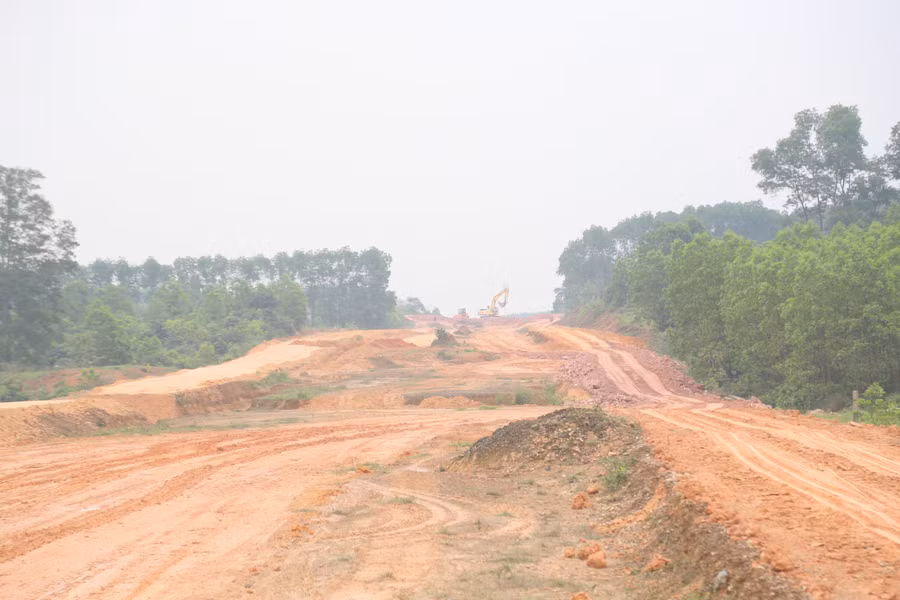 Dự án Đường Hùng Vương kết nối hành lang kinh tế Đông Tây và Khu kinh tế Đông Nam Quảng Trị sử dụng vốn vay ADB.