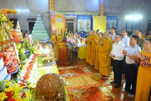 Lễ cầu siêu các liệt sĩ nhà báo, phóng viên tại chùa Âu Lạc.