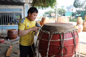 Xưởng làm trống ở xã Đại Đồng, Nghệ An. (Ảnh: Phạm Tâm)