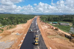 Công trường dự án Cao tốc Bắc - Nam đoạn qua tỉnh Quảng Bình.