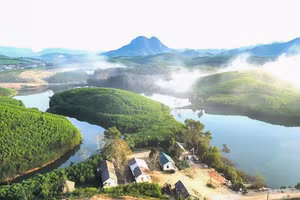 Khu vực mỏ đá quý tại xã Châu Bình. (Ảnh: Văn Dũng)