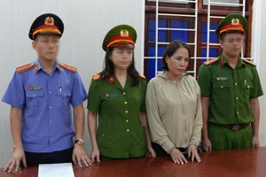 Bị can Phan Thị Mai tại Cơ quan điều tra. (Ảnh: CANA)