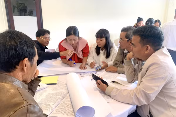 Học viên thảo luận tại tập huấn.
