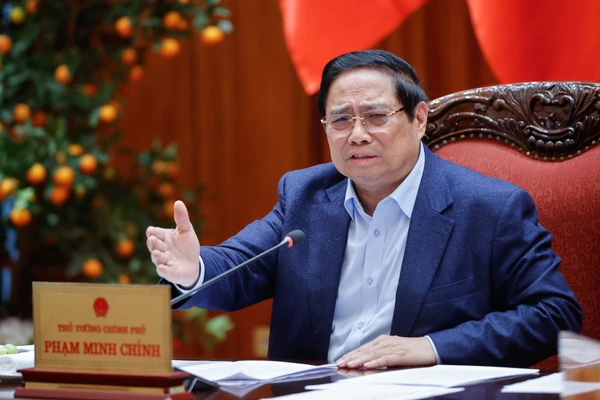 Thủ tướng yêu cầu các bộ, địa phương liên quan tiếp tục bám sát Kết luận 81 của Bộ Chính trị. Ảnh: VGP/Nhật Bắc