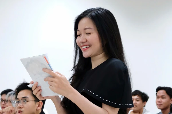 Nhà giáo Ngô Thị Thúy An là người đứng sau hàng chục công trình nghiên cứu.