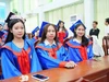 Sinh viên Trường Đại học Kiên Giang trong buổi lễ tốt nghiệp. Ảnh: NY