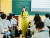 Cô, trò Trường THPT chuyên Nguyễn Trãi (Hải Phòng). Ảnh: NTCC