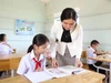 Cô và trò tại điểm lẻ thôn Tân Đức, Trường Tiểu học Y Jút, xã Ea Knuếc (Đắk Lắk). Ảnh: Thành Tâm