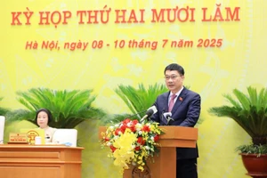 Phó Chủ tịch Quốc hội Vũ Hồng Thanh phát biểu tại Kỳ họp thứ 25, HĐND TP Hà Nội.
